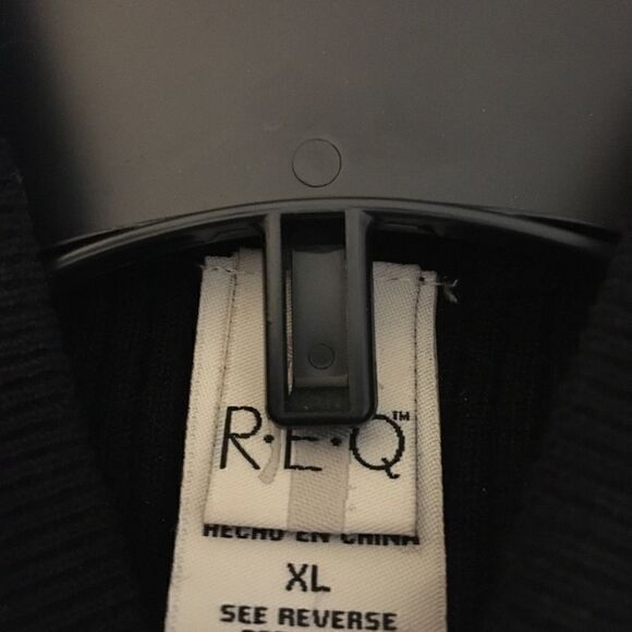 Women’s REQ Sleeveless Embellished Sweater - Picture 4 of 4